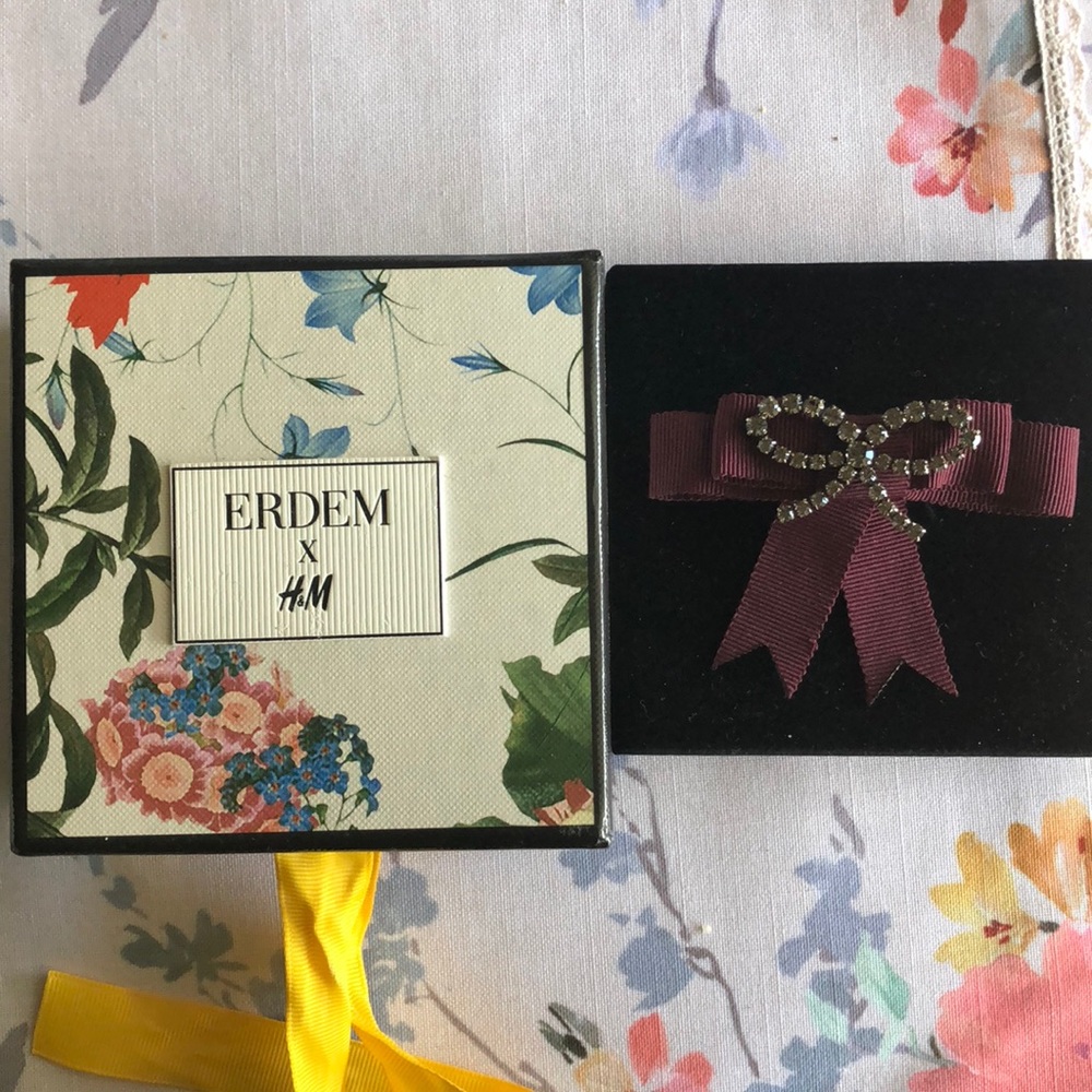 Erdem x H&M Bow Hair clip!
